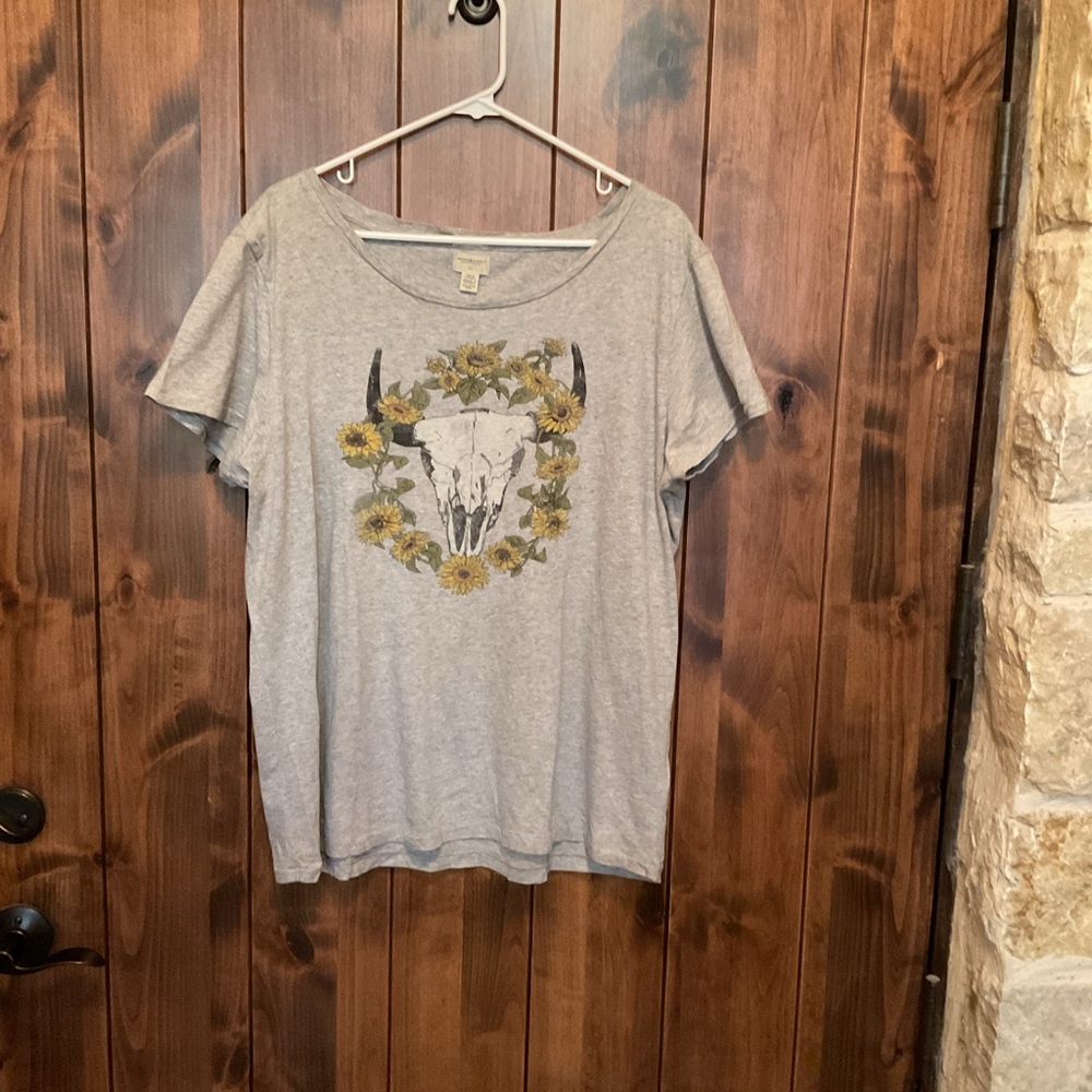 Denim & Supply Ralph Lauren Gray Tee with Sunflower Skull Graphic